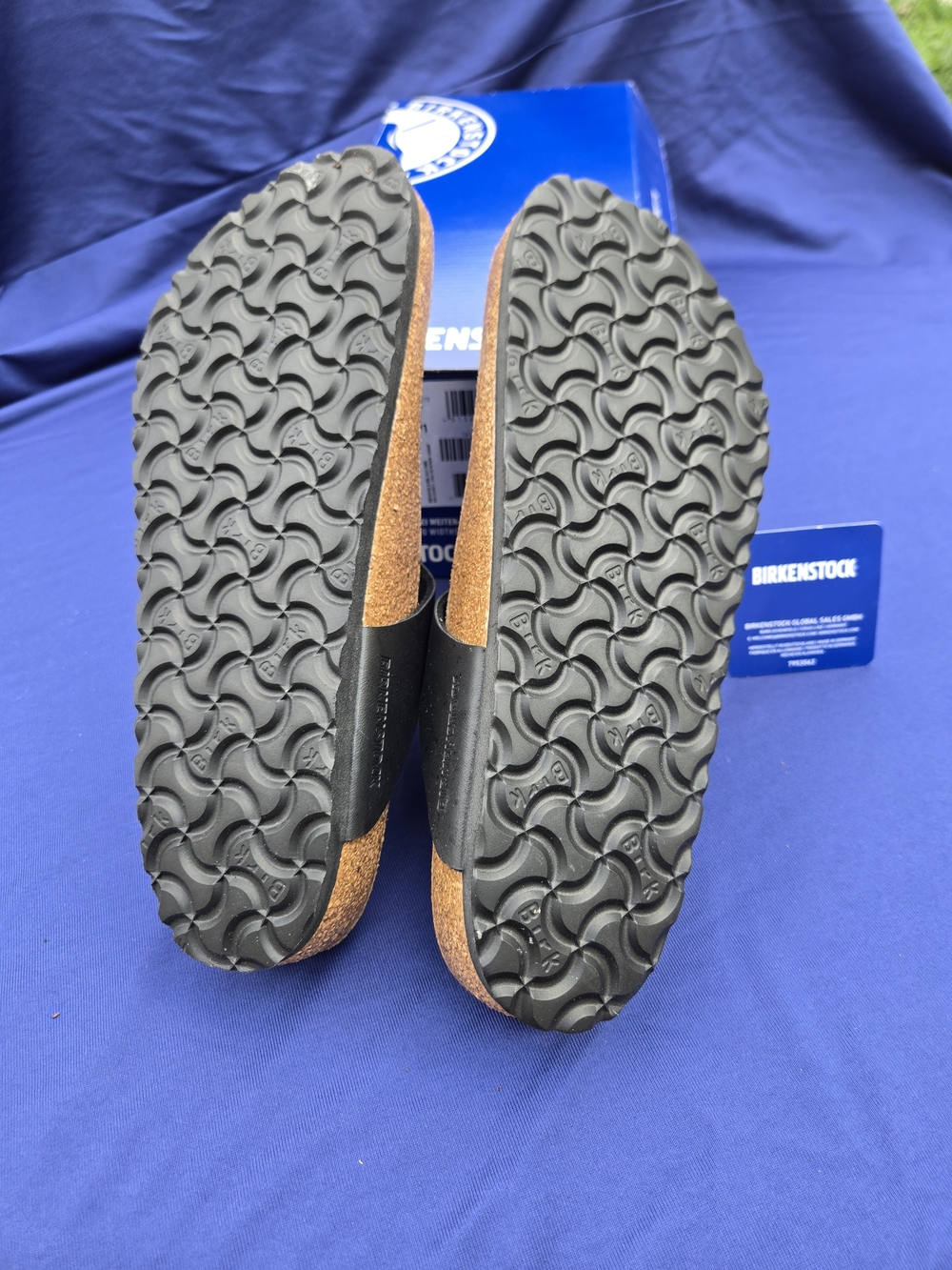 Birkenstock Black Gizeh-Style Thong Sandals - Picture 2 of 3